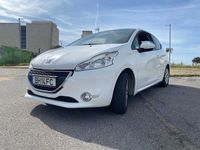 usado Peugeot 208 1.0 VTI Credito 127€ Mês