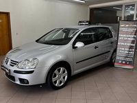 Usado VW Golf IV 105 HP (77 kW) 2006 Cinza