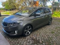 usado Kia Carens 7 lugares, caixa automática, 2015