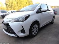 Usado Toyota Yaris 90 HP (66 kW) 2019 Branco