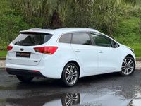 Usado Kia Ceed 128 HP (94 kW) 2014 Branco Citadino