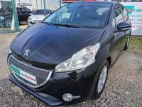 Usado Peugeot 208 Active 82 HP (60 kW) 2015 Preto Citadino