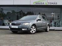 Usado Skoda Octavia 110 HP (80 kW) 2016 Cinzento Carrinha