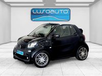 Usado Smart ForTwo Cabrio Brabus 109 HP (80 kW) 2017 Preto Cabrios