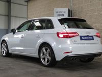 Usado Audi A3 Sport 184 HP (135 kW) 2018 Branco Sedan