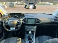 Usado Peugeot 308 120 HP (88 kW) 2017 Sedan