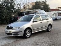 Usado Skoda Fabia Active 65 HP (47 kW) 2004 Cinza Carrinha