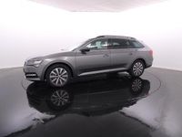 Usado Skoda Superb 150 HP (110 kW) 2023 Cinzento