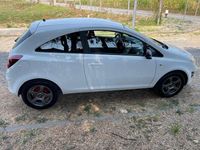 Usado Opel Corsa 75 HP (55 kW) 2011 Branco Citadino