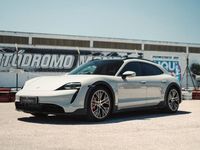 Usado Porsche Taycan 419 kW (571 HP) 2022 Cinzento Sedan