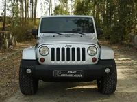 Usado Jeep Wrangler Unlimited 200 HP (147 kW) 2013 Cinza prata SUV