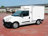 Usado Fiat Doblò Easy 90 HP (66 kW) 2013 Branco Monovolume
