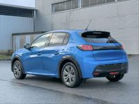 Usado Peugeot e-208 Allure 100 kW (136 HP) 2020 Citadino