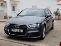 Usado Audi A3 110 HP (80 kW) 2018 Cinzento Sedan