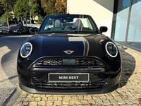 Usado Mini Cooper Cabriolet Classic 163 HP (119 kW) 2025 Preto Cabrios