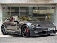 Usado Porsche Taycan 439 kW (598 HP) 2023 Cinzento Carrinha
