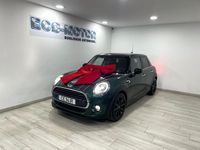 Usado Mini Cooper D 116 HP (85 kW) 2017 Verde Citadino