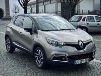 Usado Renault Captur 90 HP (66 kW) 2016 Amarelo SUV