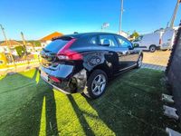 Usado Volvo V40 120 HP (88 kW) 2017 Preto