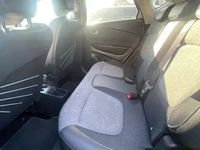 Usado Renault Captur 110 HP (80 kW) 2018 Cinza SUV