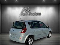 Usado Renault Scénic II 103 HP (75 kW) 2007 Cinzento Monovolume