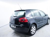 Usado VW Golf V 105 HP (77 kW) 2007 Preto