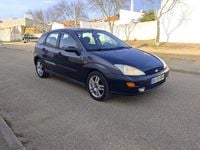 Usado Ford Focus 90 HP (66 kW) 2001 Sedan
