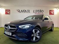 Usado Mercedes C300e Avantgarde 313 HP (230 kW) 2022 Azul Carrinha