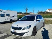 Usado Peugeot 308 110 HP (80 kW) 2015 Branco Citadino