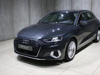 Usado Audi A3 110 HP (80 kW) 2023 Cinza Sedan