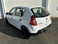 Usado Dacia Sandero 75 HP (55 kW) 2012 Branco