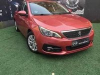 Usado Peugeot 308 Style 102 HP (75 kW) 2019 Vermelho