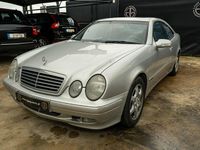 Usado Mercedes CLK230 Avantgarde 193 HP (141 kW) 2000 Cinza Cabrios