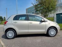 usado Toyota Yaris 1.0 VVT-I CONFORT + A/C - 120000 KM - 1 DONO