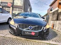 Usado Volvo V60 163 HP (119 kW) 2011 Preto Carrinha
