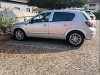 Usado Opel Astra 90 HP (66 kW) 2006 Sedan