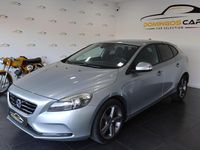Usado Volvo V40 Kinetic 120 HP (88 kW) 2015 Cinza
