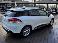 Usado Renault Clio GrandTour LIMITED 90 HP (66 kW) 2016 Branco Carrinha