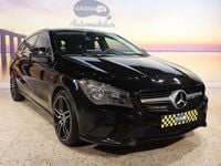 Usado Mercedes CLA180 Shooting Brake Urban 109 HP (80 kW) 2016 Preto Carrinha