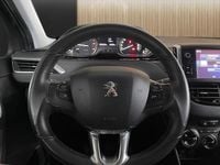 Usado Peugeot 2008 75 HP (55 kW) 2016 Cinzento SUV