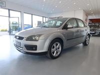 Usado Ford Focus Trend 109 HP (80 kW) 2006 Cinza