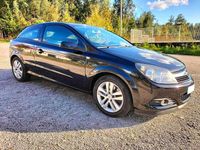 Usado Opel Astra 125 HP (91 kW) 2007 Preto Citadino