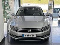 Usado VW Passat 150 HP (110 kW) 2015 Cinza prata Sedan
