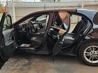 Usado Mercedes A180 Style 116 HP (85 kW) 2019 Preto Sedan