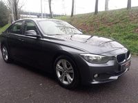Usado BMW 316 Sport Line 116 HP (85 kW) 2015 Cinza Sedan