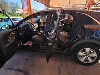 Usado Kia Niro 141 HP (103 kW) 2019 Azul SUV
