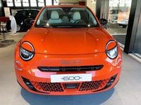 Usado Fiat 600 Red 114 kW (156 HP) 2023 Laranja SUV