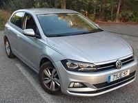 Usado VW Polo 76 HP (55 kW) 2018 Cinzento Citadino