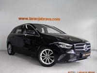Usado Mercedes B180 Style 116 HP (85 kW) 2020 Preto Monovolume