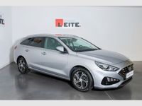 Usado Hyundai i30 Style 120 HP (88 kW) 2021 Shimmering silver (metalizado) Carrinha